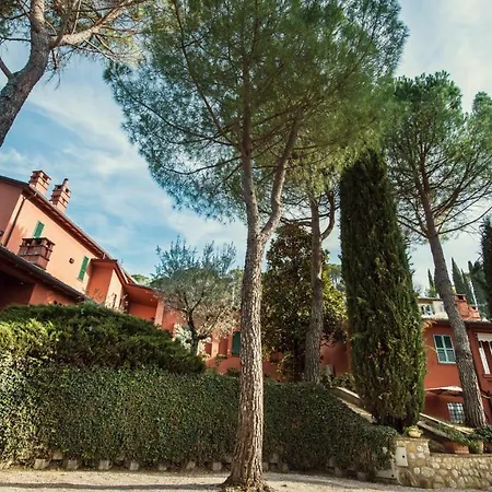 Nuba, In Campagna E A 5 Minuti Dal Cuore Del Centro Storico, Elegante Residenza Con Due Sale Da Bagno, Jacuzzi E Ogni Comfort Landhuis