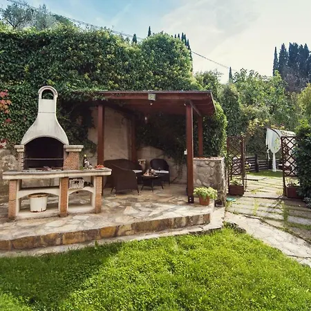 Nuba, In Campagna E A 5 Minuti Dal Cuore Del Centro Storico, Elegante Residenza Con Due Sale Da Bagno, Jacuzzi E Ogni Comfort *