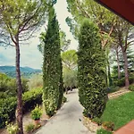 Nuba, In Campagna E A 5 Minuti Dal Cuore Del Centro Storico, Elegante Residenza Con Due Sale Da Bagno, Jacuzzi E Ogni Comfort Perugia