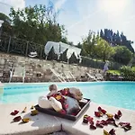 Nuba, In Campagna E A 5 Minuti Dal Cuore Del Centro Storico, Elegante Residenza Con Due Sale Da Bagno, Jacuzzi E Ogni Comfort Lantställe