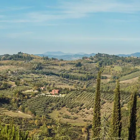 Nuba, In Campagna E A 5 Minuti Dal Cuore Del Centro Storico, Elegante Residenza Con Due Sale Da Bagno, Jacuzzi E Ogni Comfort