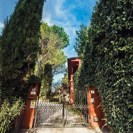 Nuba, In Campagna E A 5 Minuti Dal Cuore Del Centro Storico, Elegante Residenza Con Due Sale Da Bagno, Jacuzzi E Ogni Comfort